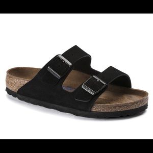 Arizona Black Birkenstock’s